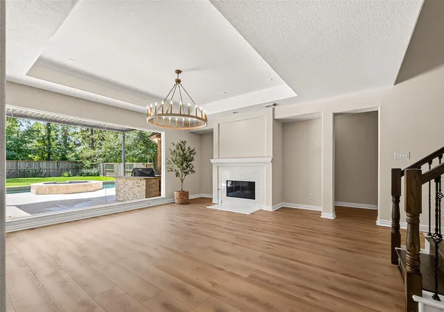 Photo 4 of Single family home for sale at 45 Marquise Oaks Pl Pl, The Woodlands, TX 77382 | MLS# 75759236 | Listing updated on 2026-09-16