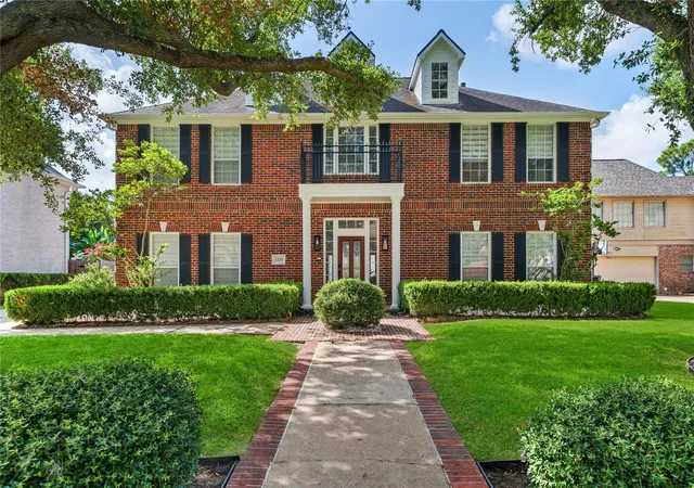 1st image of 1221 Wedgewood Dr, Sugar Land, TX 77478 | MLS# 39907351