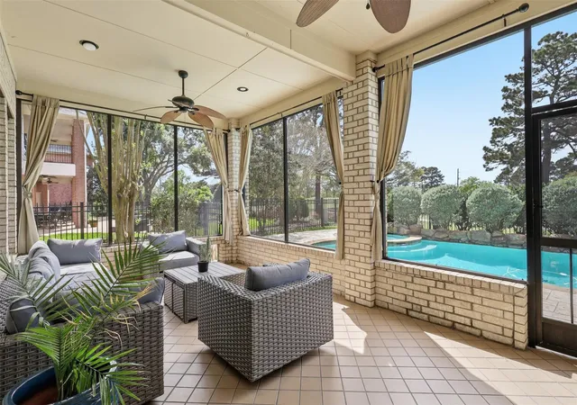 5th image of 2118 Wild Dunes Cir, Katy, TX 77450 | MLS# 83765898