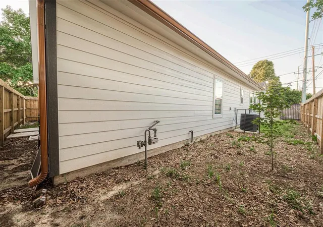29th image of 336 De Haven St, Houston, TX 77029 | MLS# 13102571