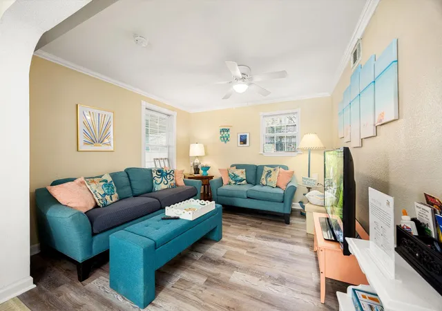 5th image of 2014 39Th St, Galveston, TX 77550 | MLS# 85973102
