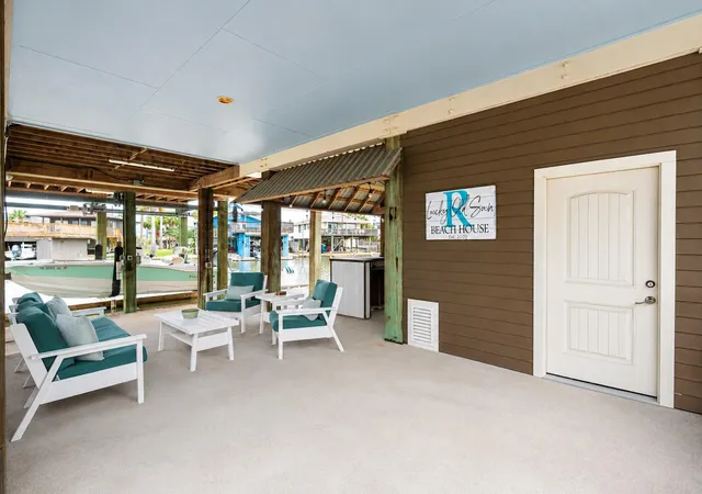Homes for sale in Jamaica Beach, TX | 16602 Bahama Wy, Jamaica Beach, TX 77554 | MLS# 23020736