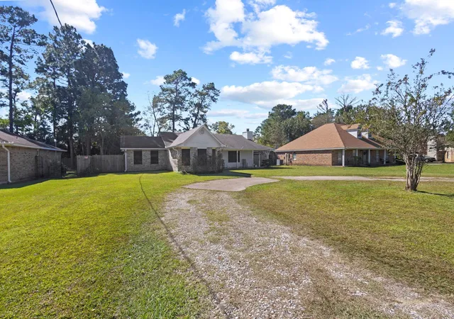 Homes for sale in Lumberton, TX | 125 Williams Rd, Lumberton, TX 77657 | MLS# 78531579