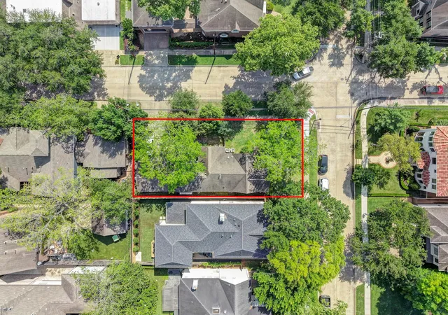 Homes for sale in West University Place, TX | 4202 Ruskin St, West University Place, TX 77005 | MLS# 95487705