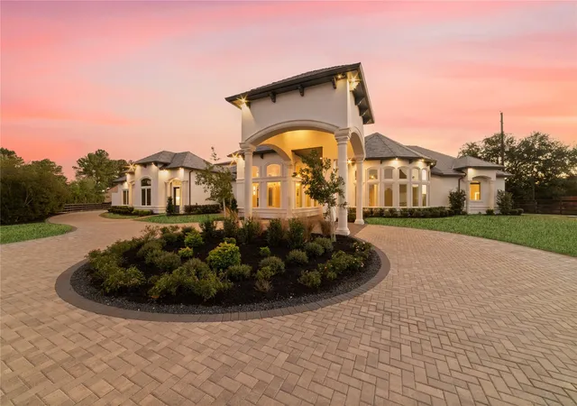 Photo 1 of Mansion for sale at 2 Little Sorrell Ct, Tomball, TX 77377 | MLS# 55628514 | Listing updated on 2026-08-29