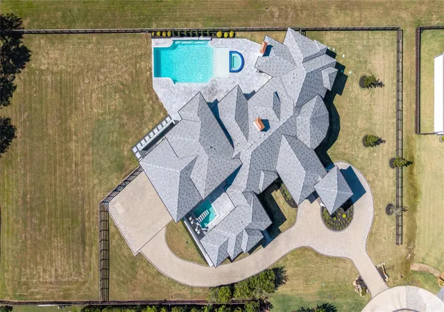 Photo 50 of Mansion for sale at 2 Little Sorrell Ct, Tomball, TX 77377 | MLS# 55628514 | Listing updated on 2026-08-29