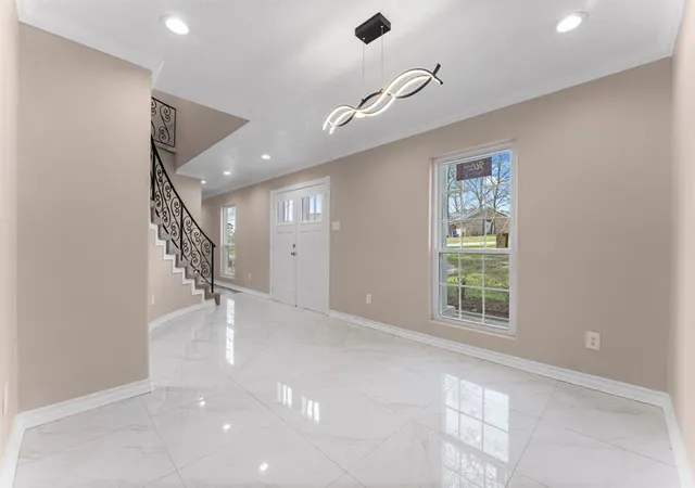 4th image of 420 E Lake Dr, Livingston, TX 77351 | MLS# 22150755