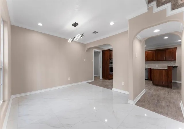 5th image of 420 E Lake Dr, Livingston, TX 77351 | MLS# 22150755