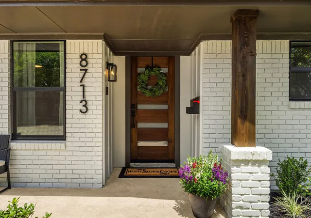 3rd image of 8713 Timberside Dr, Houston, TX 77025 | MLS# 53471586
