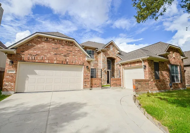 Photo 4 of Single family home for sale at 10915 Menaggio Ct, Richmond, TX 77406 | MLS# 26643709 | Listing updated on 2026-06-28
