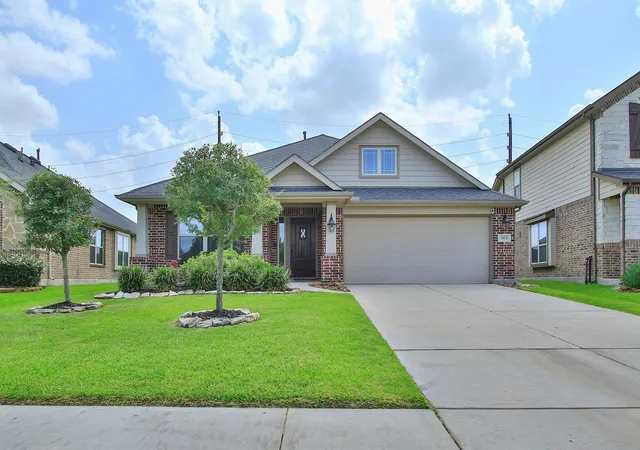 Photo 1 of Sale Pending at 3872 Oakmist Bnd Ln, Spring, TX 77386 | MLS# 63041335 | Listing updated on 2026-09-17