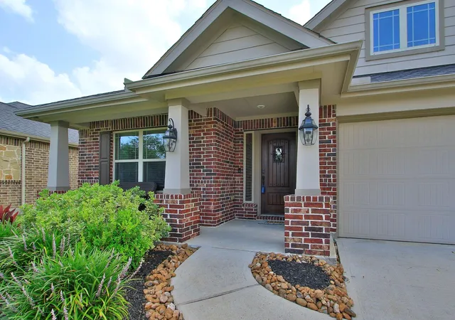 Photo 4 of Sale Pending at 3872 Oakmist Bnd Ln, Spring, TX 77386 | MLS# 63041335 | Listing updated on 2026-09-17