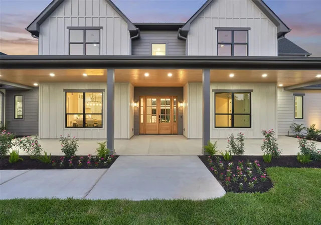 2nd image of 25830 Navajo Pl Dr, Tomball, TX 77375 | MLS# 85945141