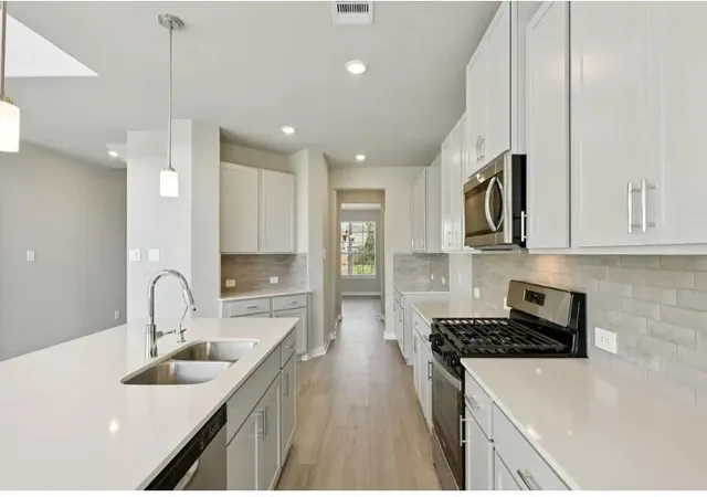 Photo 3 of Sale Pending at 1114 Velas View Dr, Huffman, TX 77336 | MLS# 93406000 | Listing updated on 2026-09-15