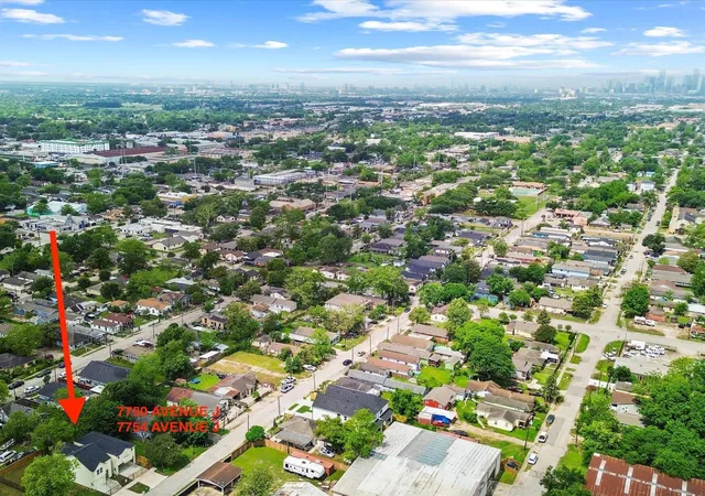 2nd image of 0 Avenue J, Houston, TX 77012 | MLS# 53063763