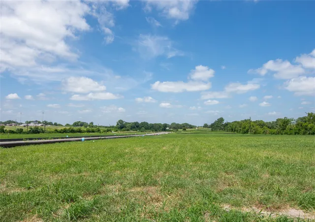 Photo 4 of Land for sale at 500 Trend View Dr, Weimar, TX 78962 | MLS# 68556031 | Listing updated on 2026-08-05