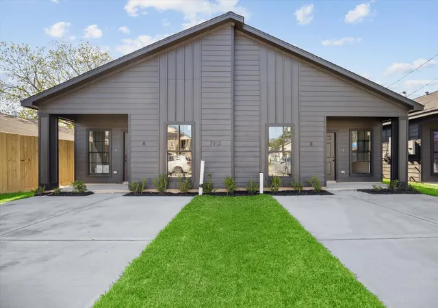 Photo 1 of Multi family home for sale at 7912 Bowen St, Houston, TX 77051 | MLS# 45250341 | Listing updated on 2026-07-24