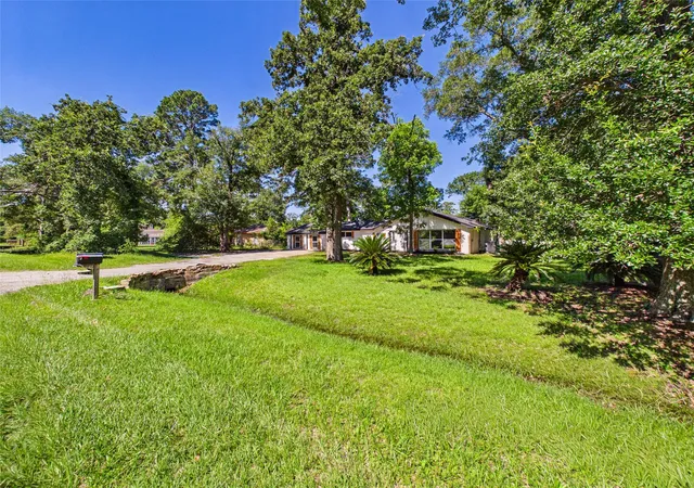 2nd image of 11515 Iberia Dr Dr, Houston, TX 77065 | MLS# 28712425