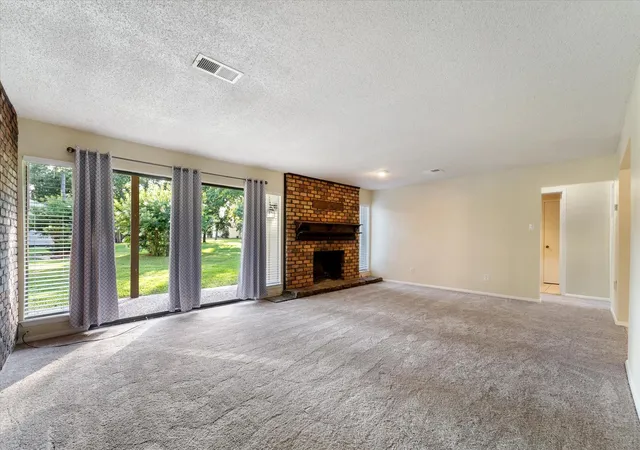 3rd image of 15919 Golf Clb Dr, Crosby, TX 77532