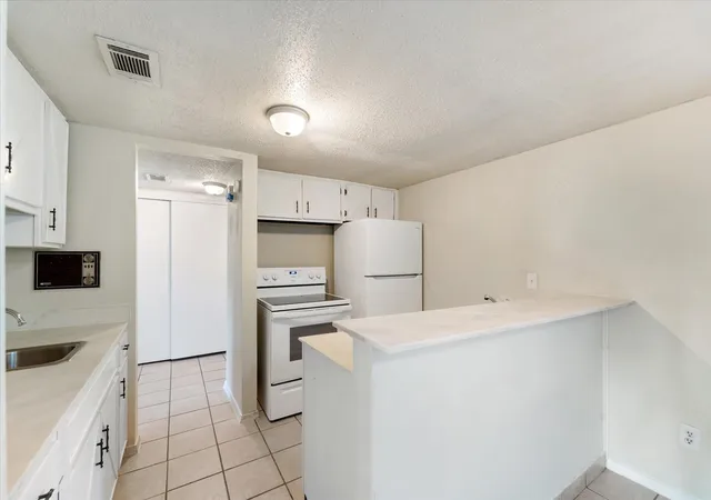 5th image of 15919 Golf Clb Dr, Crosby, TX 77532