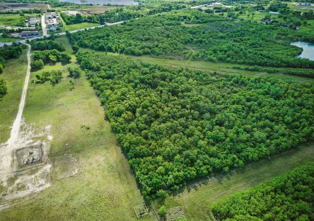 3rd image of 17828 S Hwy 35, Pearland, TX 77511 | MLS# 70171300