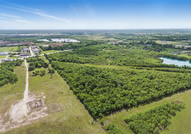 5th image of 17828 S Hwy 35, Pearland, TX 77511 | MLS# 70171300