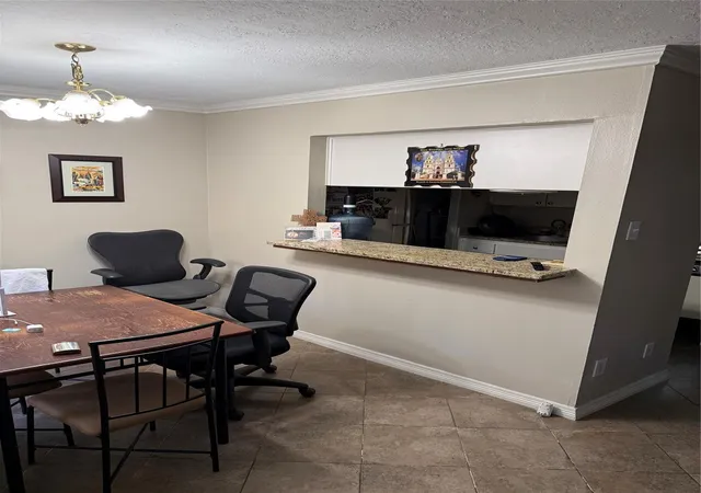 3rd image of 3224 Timmons Ln #113, Houston, TX 77027 | MLS# 32373085