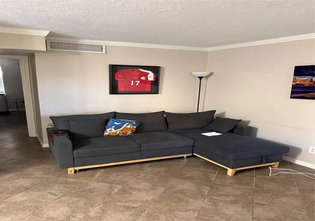 4th image of 3224 Timmons Ln #113, Houston, TX 77027 | MLS# 32373085