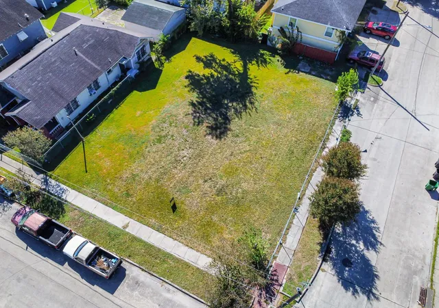 2nd image of 6602 Avenue K, Houston, TX 77011 | MLS# 91181704