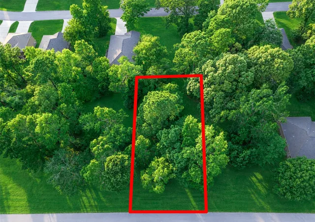 1st image of 100 N Forest Dr, Huntsville, TX 77340 | MLS# 7713755