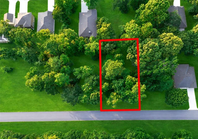 2nd image of 100 N Forest Dr, Huntsville, TX 77340 | MLS# 7713755