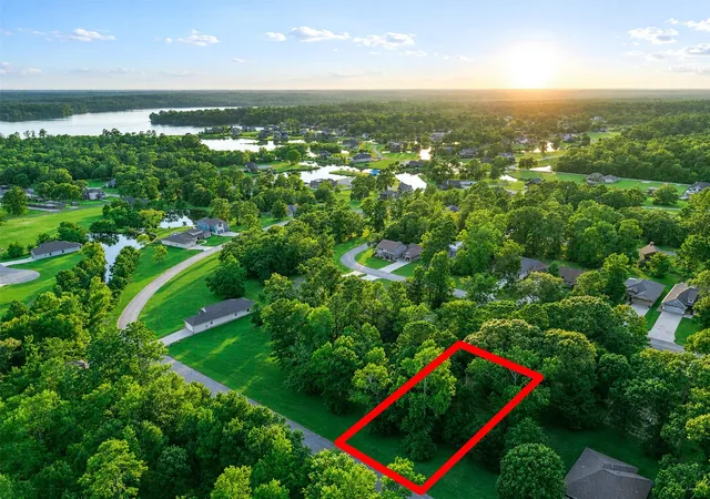 3rd image of 100 N Forest Dr, Huntsville, TX 77340 | MLS# 7713755