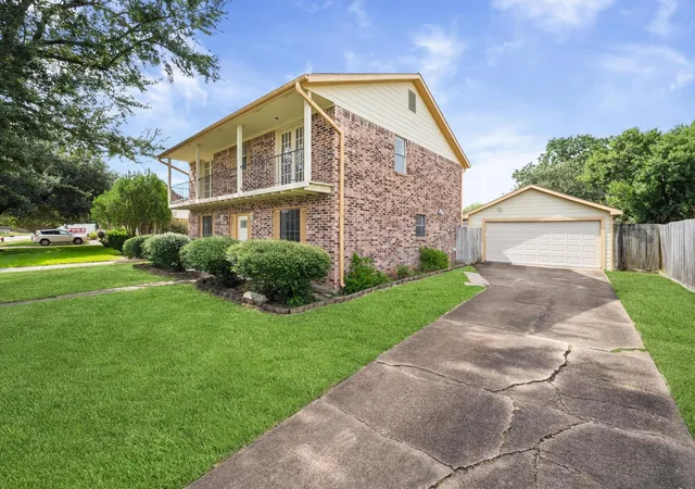 Photo 2 of Single family home for sale at 12235 Alston Dr, Meadows Place, TX 77477 | MLS# 12715765 | Listing updated on 2026-09-01