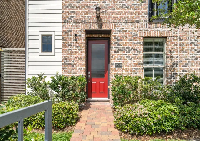 Photo 4 of Single family home for sale at 8668 Emnora Ln, Houston, TX 77080 | MLS# 86371748 | Listing updated on 2026-09-11