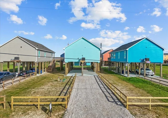3rd image of 4828 Bluewater, Freeport, TX 77541 | MLS# 51750132