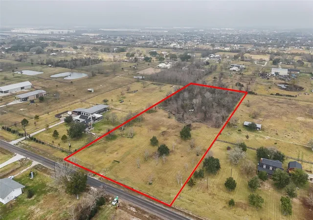 4th image of 0 Lawrence Rd, Beach City, TX 77523 | MLS# 90173250