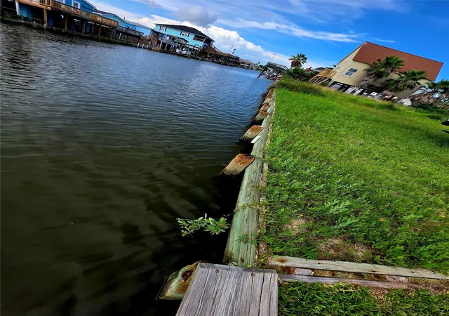 Photo 3 of Land for sale at 90 Byp Vista Dr, Hitchcock, TX 77563 | MLS# 36536426 | Listing updated on 2026-09-17