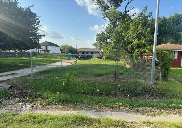 1st image of 763 Junell St, Houston, TX 77088 | MLS# 62079025