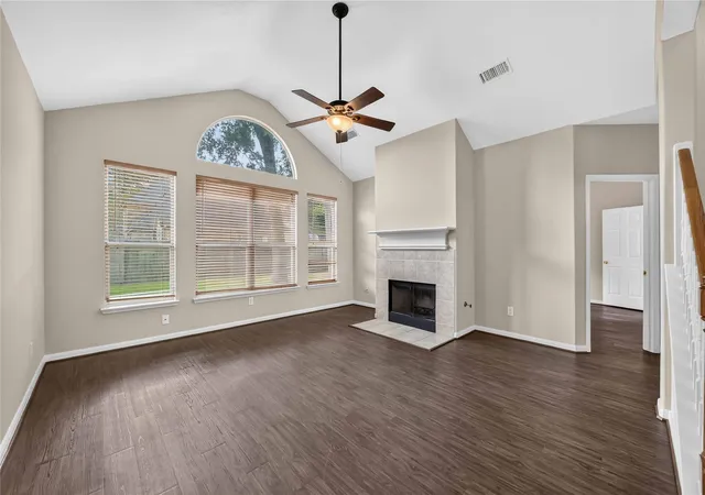Photo 3 of Sale Pending at 19038 Runners Ln, Humble, TX 77346 | MLS# 10349615 | Listing updated on 2026-08-20