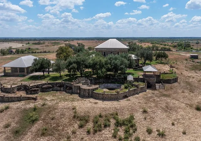 Photo 3 of Single family home for sale at 6887 Von Ormy Rd, Von Ormy, TX 78073 | MLS# 98299470 | Listing updated on 2026-07-13