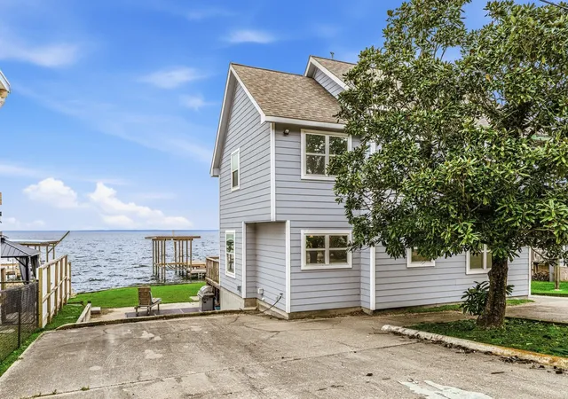 2nd image of 121 Panther, Onalaska, TX 77360 | MLS# 86504398