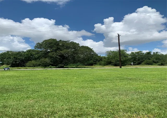 Photo 3 of Sale Pending at 0 Wilmington St, Houston, TX 77033 | MLS# 89260225 | Listing updated on 2026-09-21