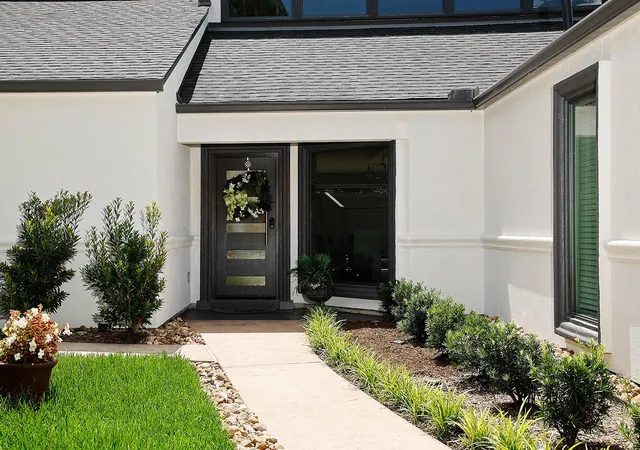 Photo 3 of Sale Pending at 46 N Autumnwood Way, Spring, TX 77380 | MLS# 47451877 | Listing updated on 2026-09-13