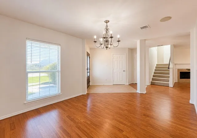 4th image of 13 Sunnyvale Ln, Manvel, TX 77578 | MLS# 73287496