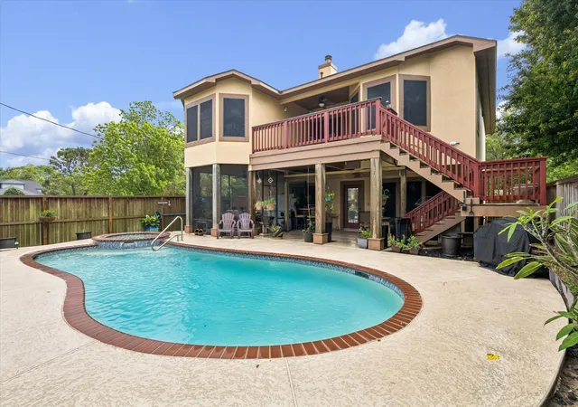 Homes for sale in Bacliff, TX | 3040 Bayshore Dr, Bacliff, TX 77518 | MLS# 23611739