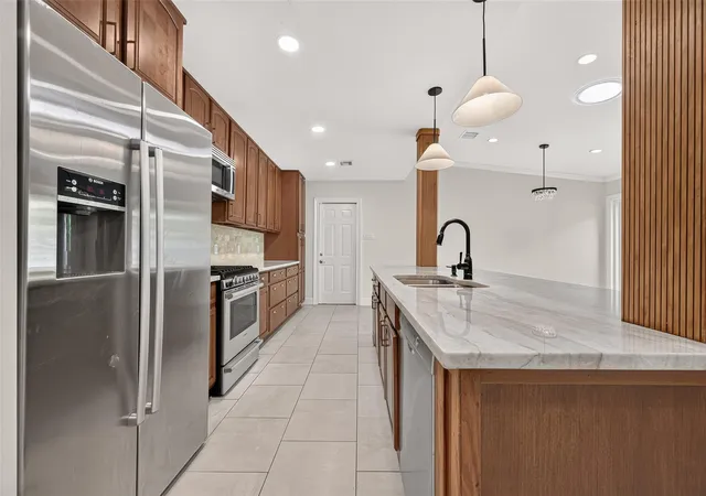 Photo 3 of Single family home for sale at 11126 Cedarhurst Dr, Houston, TX 77096 | MLS# 5266835 | Listing updated on 2026-10-04