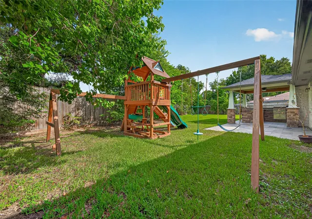 50th image of 11126 Cedarhurst Dr, Houston, TX 77096 | MLS# 5266835