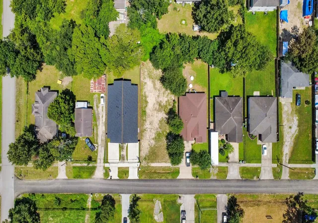 1st image of 8113 Hamlet St, Houston, TX 77078 | MLS# 8969223