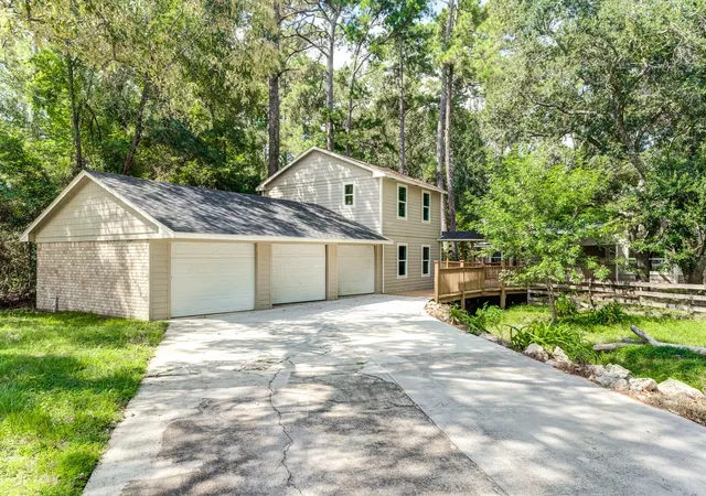 Homes for sale in Conroe, TX | 81 Oak Grove Ln, Conroe, TX 77304 | MLS# 71453359