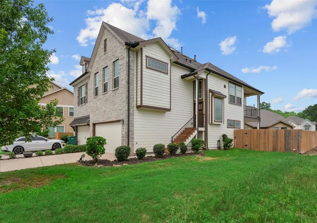 Photo 2 of Sale Pending at 4351 Foggy Crk Ln, Spring, TX 77386 | MLS# 50755399 | Listing updated on 2026-09-05